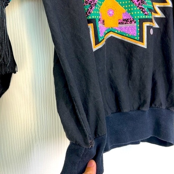 Hazelwood Southwest Fashion - Vintage 80s Black Aztec Fringe Sweatshirt Small - Picture 12 of 12